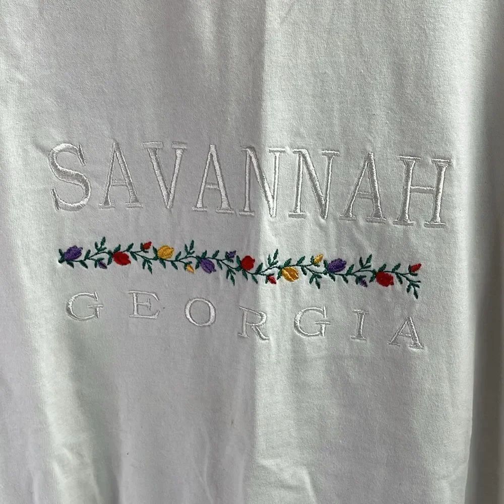 Savannah Georgia Embroidered Cotton T Shirt XL Coastal Southern Charm White